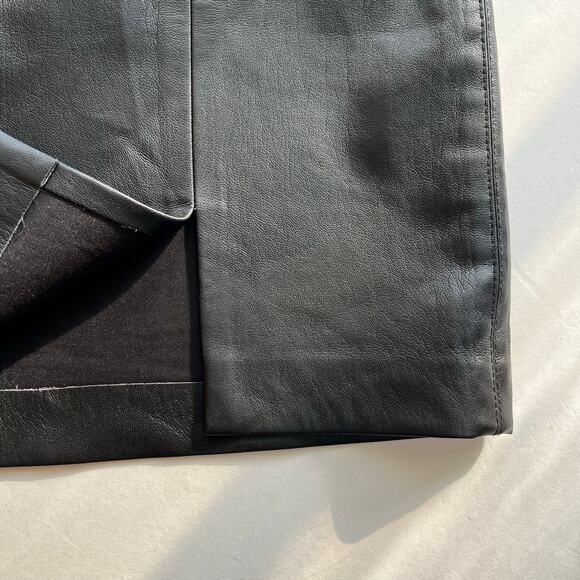 Wilfred Aritzia High-waisted Vegan Leather Patio Mini Skirt Black - Picture 7 of 10